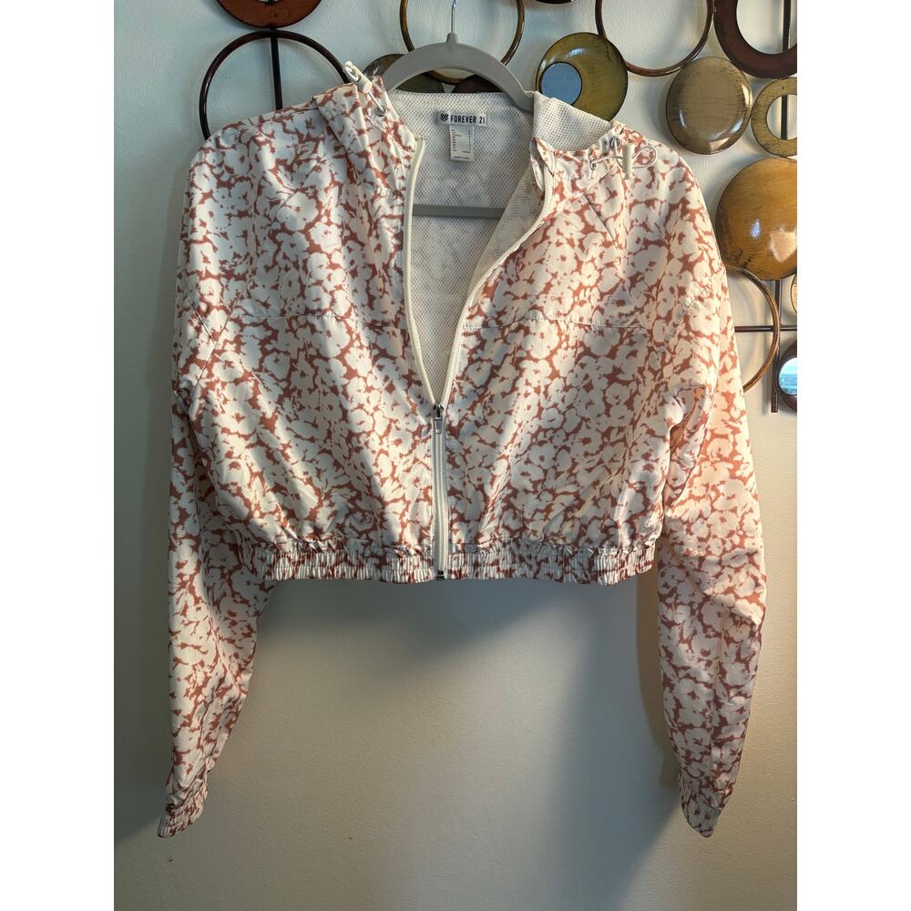 Forever 21 small cream and tan cropped jacket